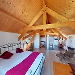 4* Vue Piscine *