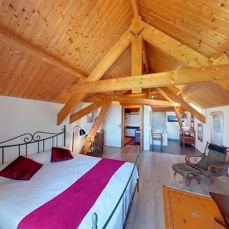 4* Vue Piscine *