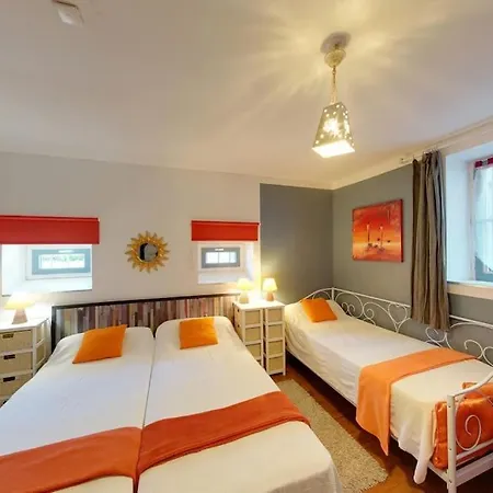 4* Vue Piscine * Le Port-des-Barques