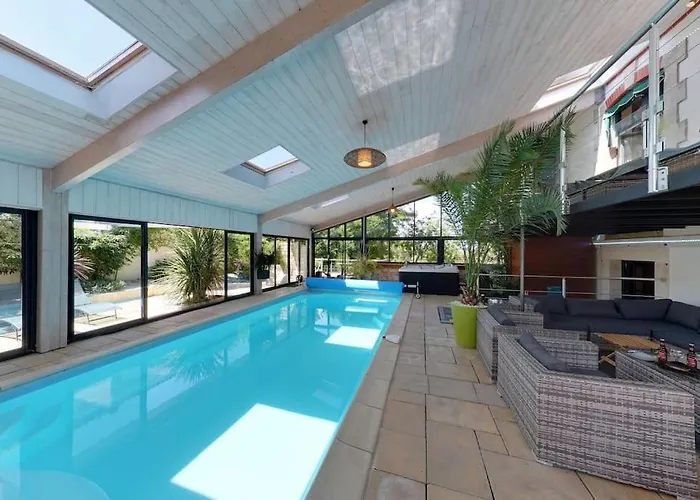 别墅 4* Vue Piscine