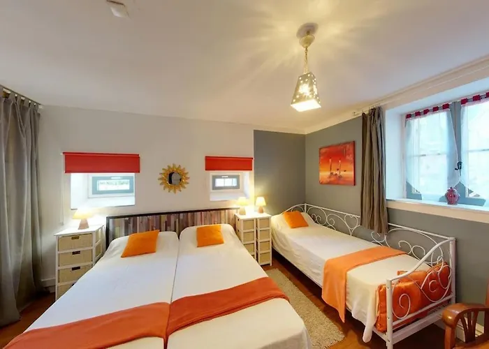 4* Vue Piscine * 帕克斯港