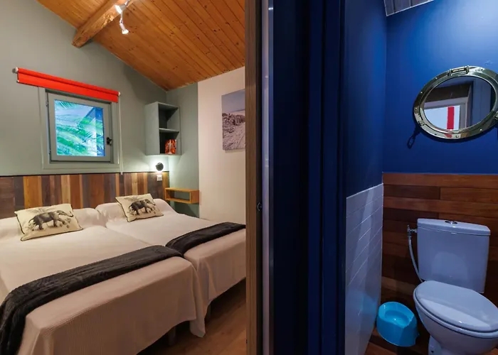 4* Vue Piscine * 帕克斯港