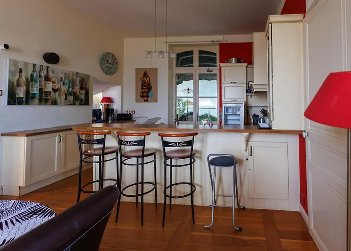 别墅 4* Vue Piscine 帕克斯港