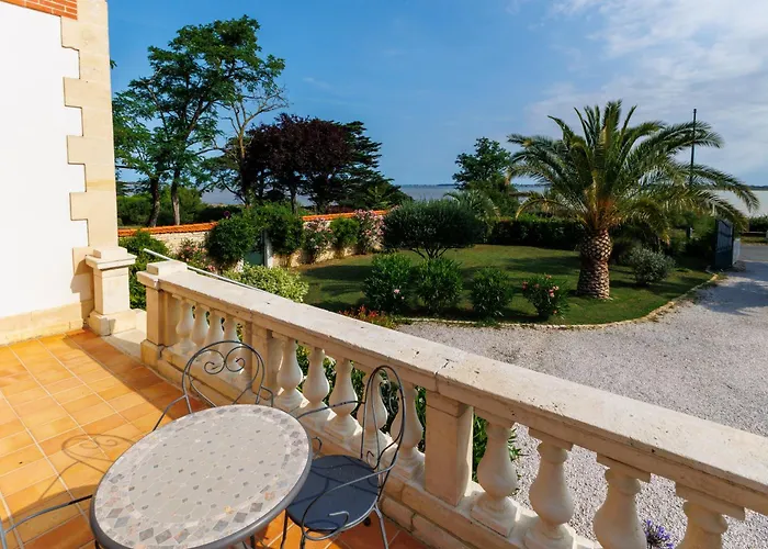 别墅 4* Vue Piscine